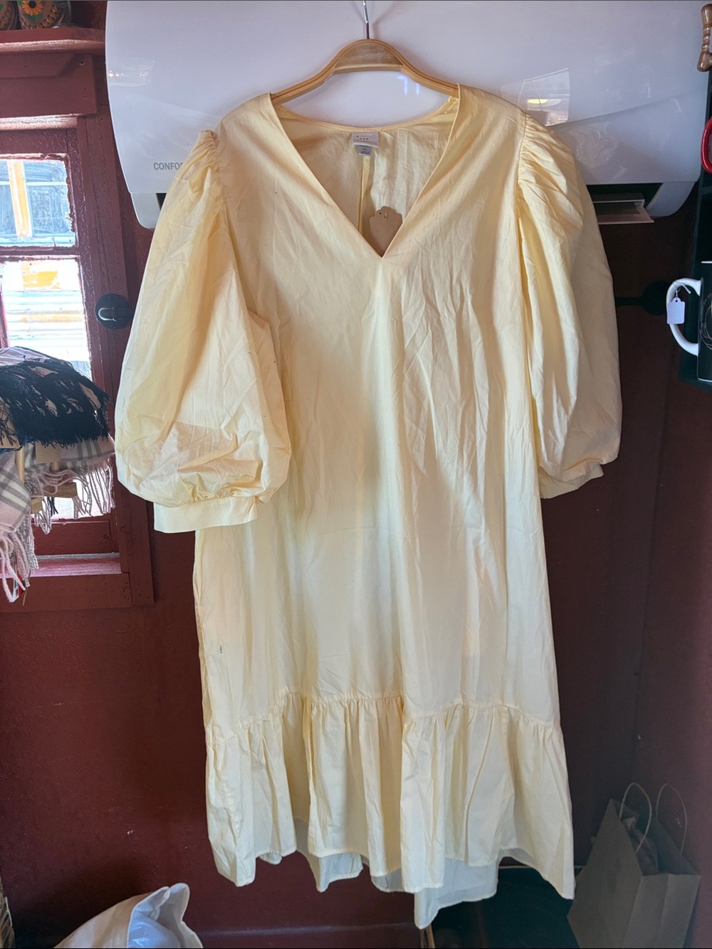 Butter Yellow Puff-Sleeve Midi Dress